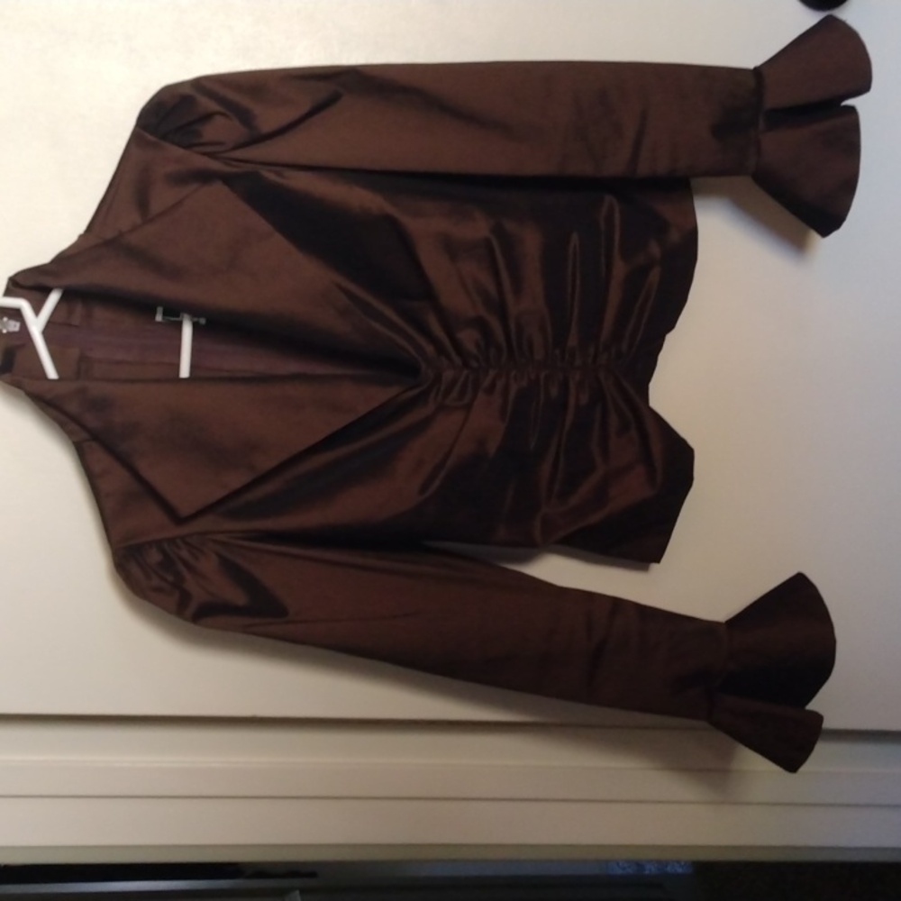 Tadashi blouse size 6